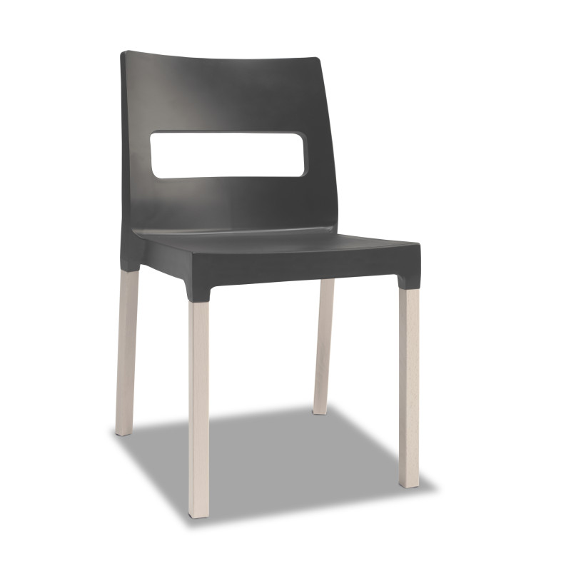 Lot de deux chaises Natural Maxi Diva par Scab design