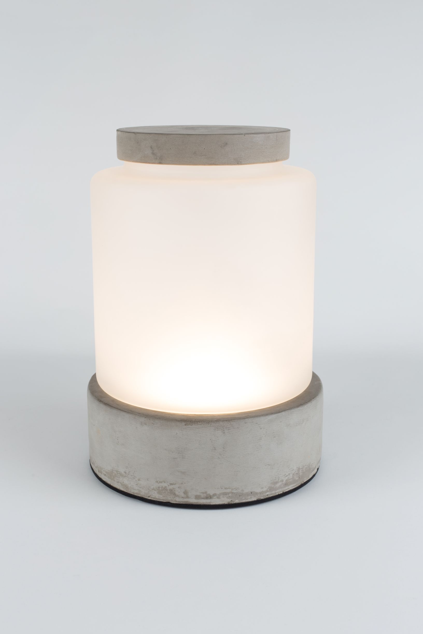 Lampe de table et vase imperméable REINA - Zuiver